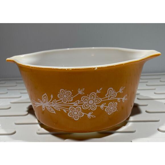 Vintage Pyrex Harvest Gold 473B Butterfly Pattern Casserole Dish No Lid - Picture 2 of 14